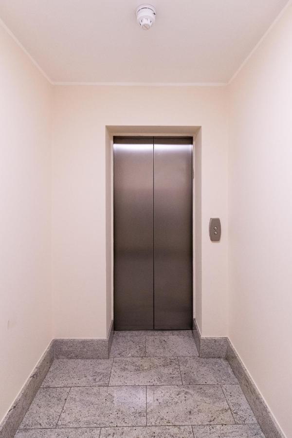 Velvet 2-bedroom Apartment, Clockhouse, * Hoddesdon